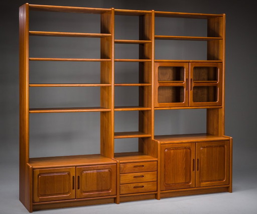 Mid-Century Modern Deense modulaire teak wandmeubel van Dyrlund, Denemarken, jaren 70 – boekenkasten, Wood