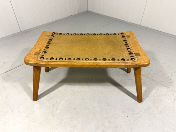 Petit tabouret-repose-pieds en chêne, années 1960 – Skai (photo 5 of 15)