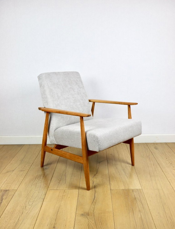 Image 1 of Sillón 'Lis', década de 1970, madera clara color beige, diseño de Henryk Lis.