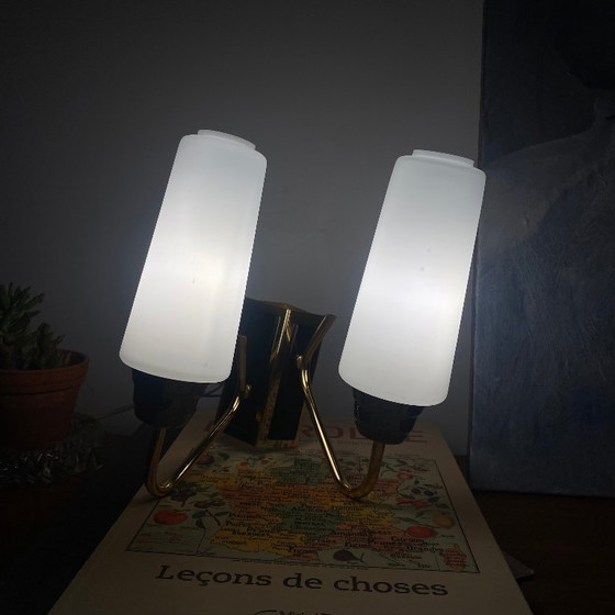 Double Corner Wall Sconce 1950s-1960s Gold Metal and White Opaline Glass Shades – Wall lights (photo 3 of 9)