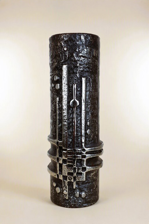 Seltene brutalistische Stahlvase / Olav Joff für Polaris / Norwegen