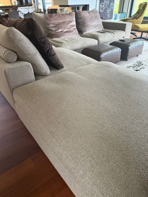 Flexform “Groundpiece” Modular Sofa by Antonio Citterio