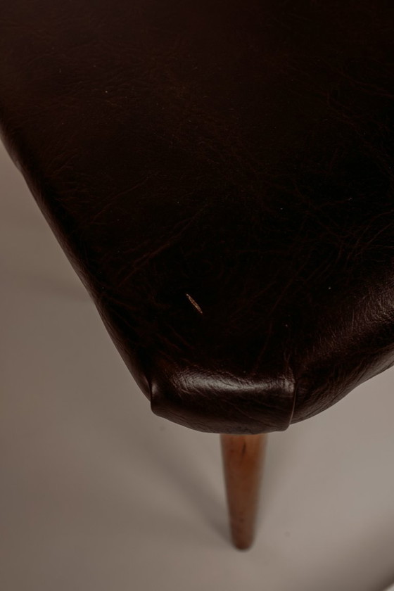 Image 1 of 4x Vintage Spindle Dining Room Chairs