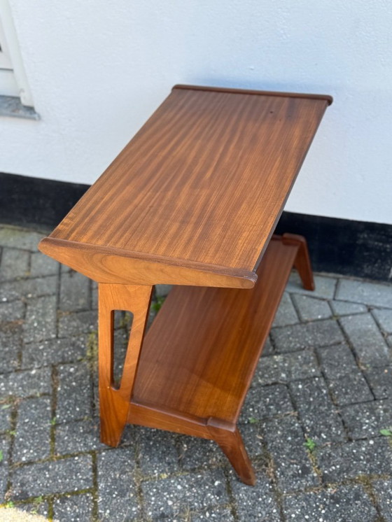 Image 1 of Porta TV Webe di Louis Van Teeffelen