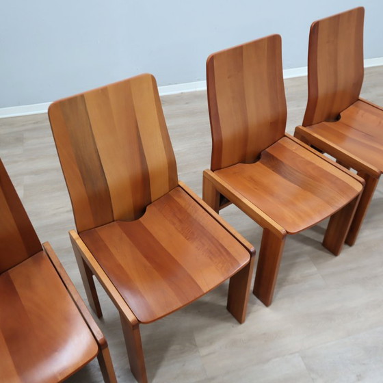 Ensemble de 4 chaises italiennes à dossier haut en bois courbé, style Scarpa, années 1970 (photo 6 of 15)