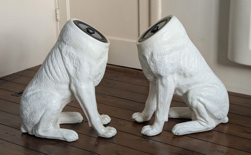Dog Speaker Set Buro Vormkrijgers