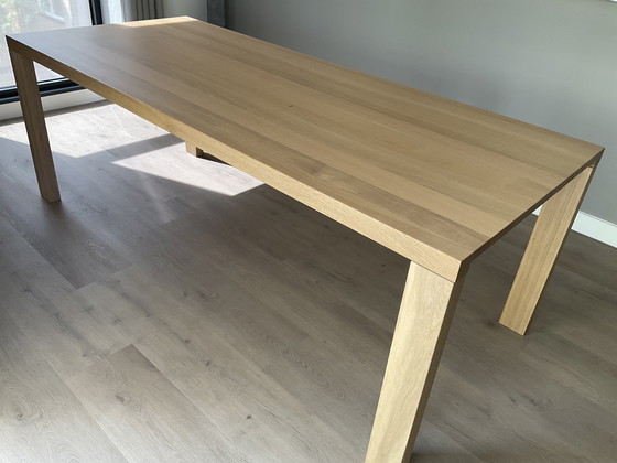 Image 1 of Mesa de comedor Arco Essenza