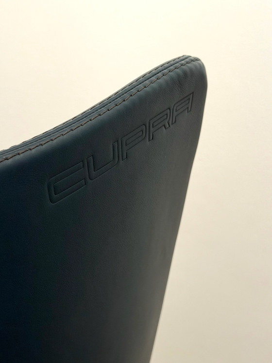 Driade Lou Speak swivel armchairs ‘Cupra edition’ (2), Metal, Leather, Blue (photo 11 of 13)