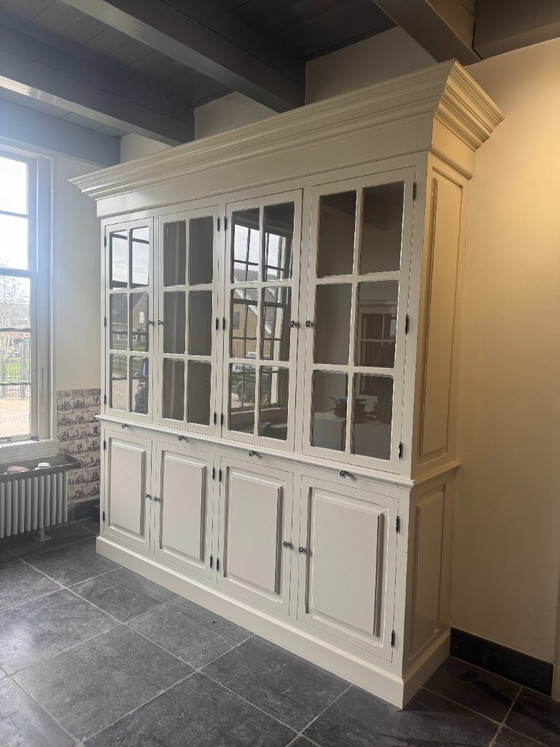 Image 1 of vitrinekast