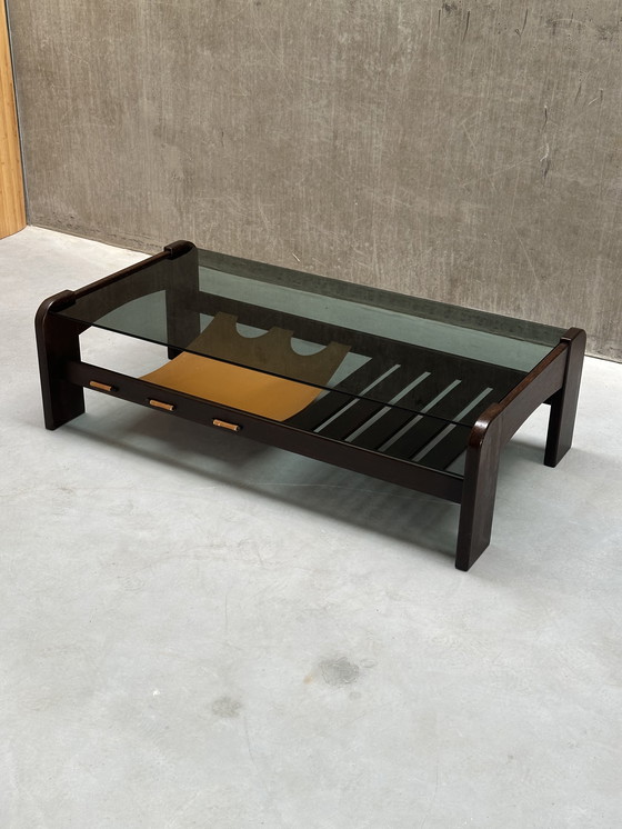 Image 1 of Couchtisch aus der Mitte des 20. Jahrhunderts aus Wengeholz mit Rauchglas