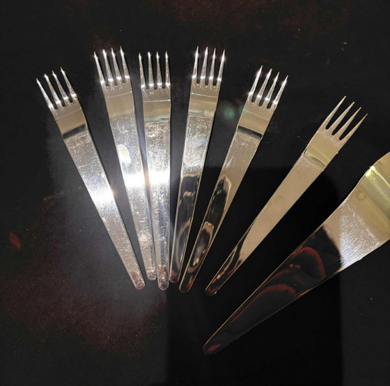 Image 1 of Servire un dessert Modernista Herdmar Portogallo