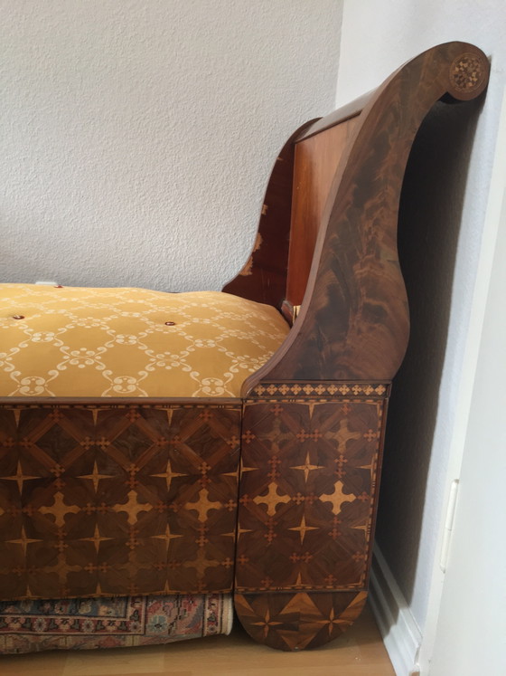 Lit Charles X avec marqueterie vers 1830 – Lits 1 personne, Wood (photo 3 of 15)
