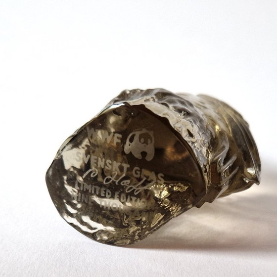 Image 1 of Kosta Boda - Oiseau de proie par Paul Hoff - Édition limitée