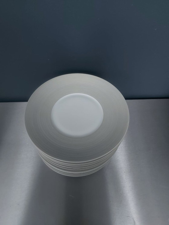 Image 1 of Yellow Chrome x JL Coquet Limoges – Hemisphere White Satin dessert borders (set of 10 | Ø 21 cm)