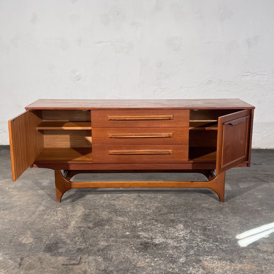 Credenza britannica in teak Stonehill "Stateroom", anni '60 – Credenze, Legno (photo 2 of 15)