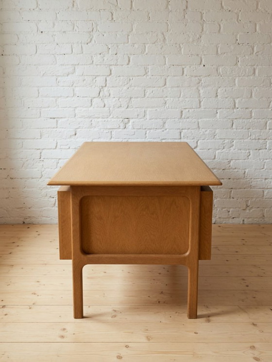 Eikenhouten directiebureau door Arne Vodder van Brouer Møbelfabrik, Denemarken, jaren 60 – Wood (photo 8 of 16)