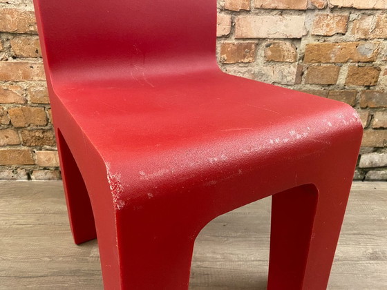 Image 1 of Richard Hutten Centraal Museum rood