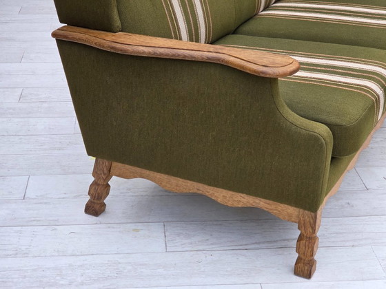 Image 1 of 1970, canapé danois 3 places, meuble en laine, bois de chêne massif.