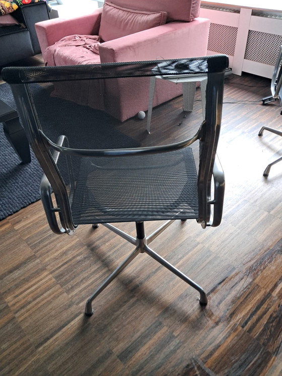 Image 1 of 6 sillas Charles Eames, 375 cada una
