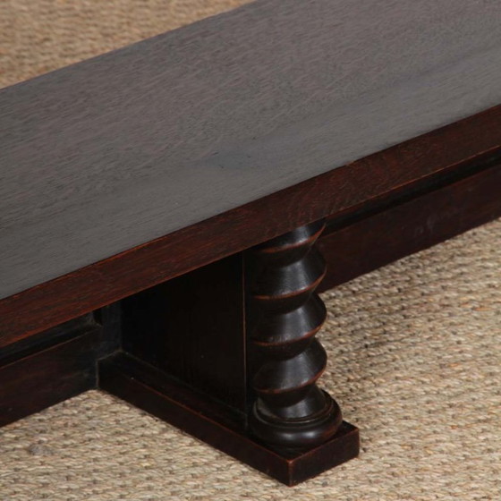 Image 1 of Lage eikenhouten bank, Bretons werk uit de jaren 1940.