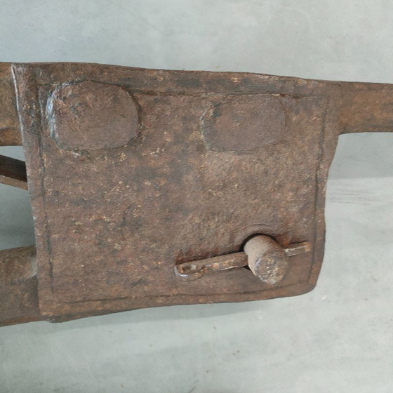 Antique industrial decorative long-tail vice, Decorative Objects, Metal, Brown, Vintage (photo 10 of 12)