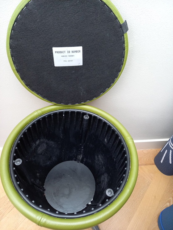 Image 1 of Conjunto sillón Leolux + 2 taburetes Tamtam