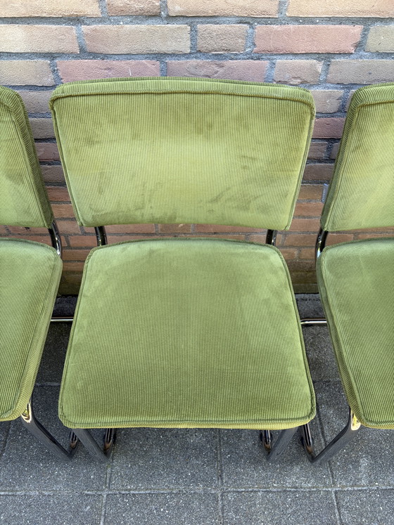 6 Chaises Vertes Zuiver Ridge Rib en Tissu Nervuré – Chaises de salle à manger, Chrome, Wood (photo 3 of 5)