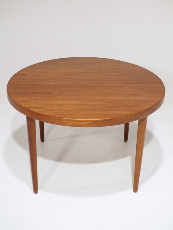 Image 1 of Extendable round dining table teak Danish vintage