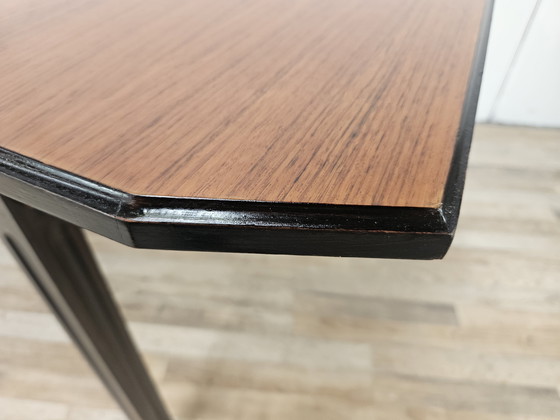 Image 1 of Table de salle à manger à rallonge en noyer des années 70