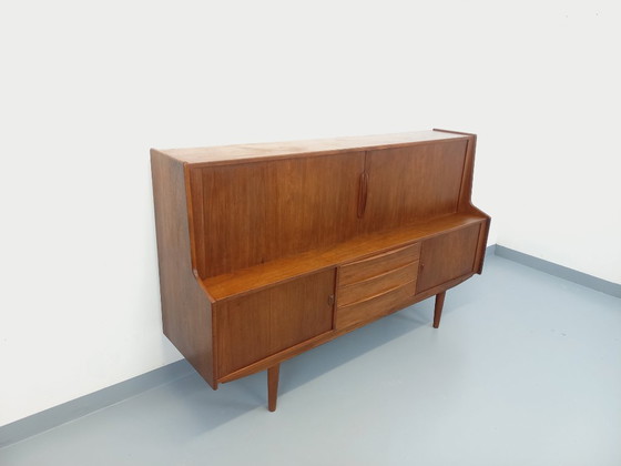 Image 1 of Vintage Scandinavian mid-height sideboard Ib Kofod-Larsen for Faarup Møbelfabrik in teak from the 60s