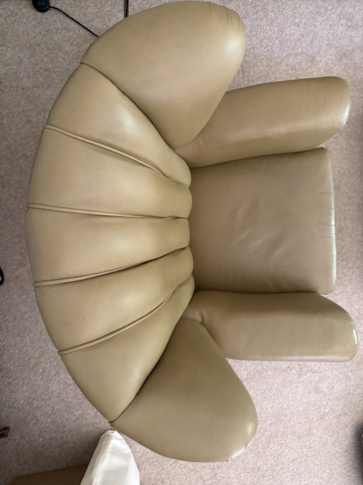 Poltrona English Club in pelle di vitello. – fauteuils, Wood, Calfskin (photo 2 of 7)