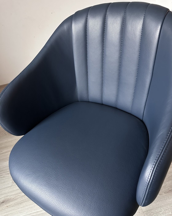 Image 1 of 4x Leolux Baani design dining chairs