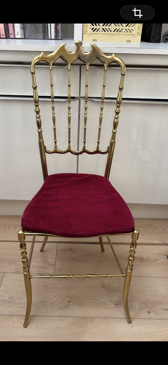 Image 1 of 4 Chiavari Esszimmerstühle aus Messing