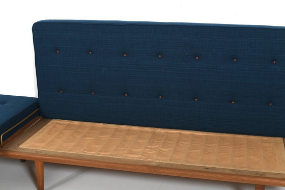 Image 1 of Nieuw gestoffeerd paar GE-19 Hans Wegner slaapbanken