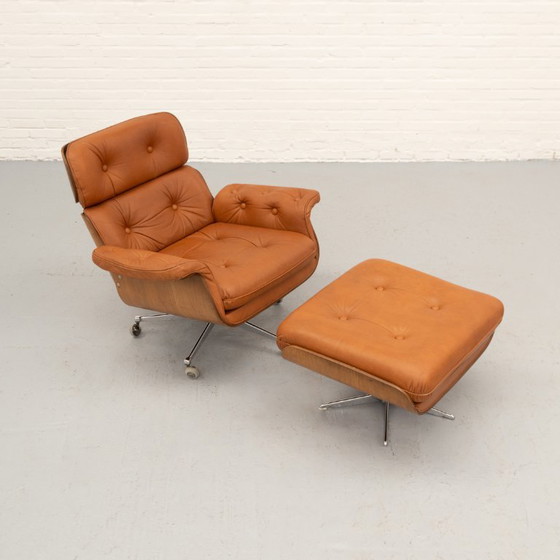 Poltrona lounge Martin Stoll Giroflex anni '70 – Poltrone, Wood, Leather (photo 3 of 19)