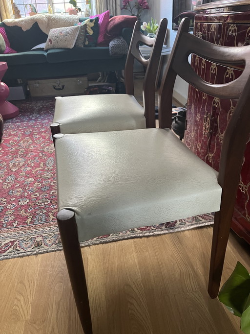 Set of Vintage Danish/Dutch Design Dining Chairs - 1960s Teak Wood/Off-White Leatherette
