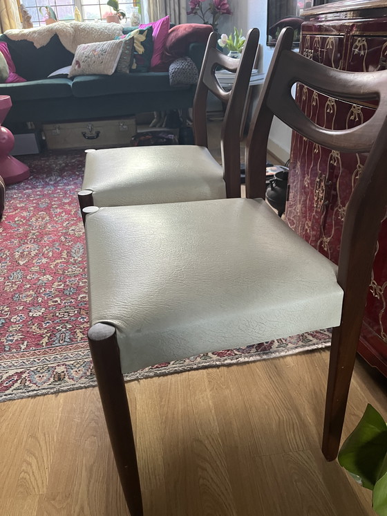 Image 1 of Set di sedie da pranzo vintage di design danese/olandese - anni '60 in teak/similpelle bianco sporco