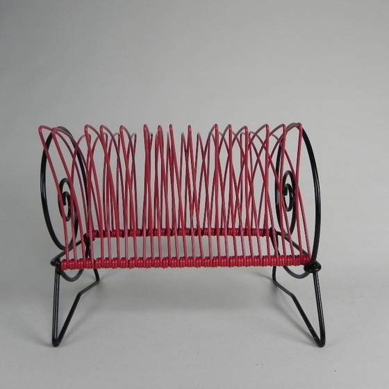 Record rack for singles or LPs, 1950s – Magazine rack, Iron, Plastic (photo 9 of 10)
