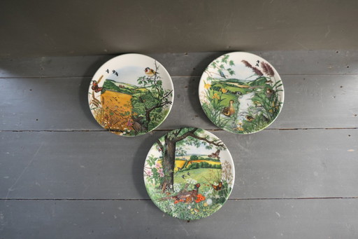 Wedgwood sier borden 3 x by Colin Newman 1987