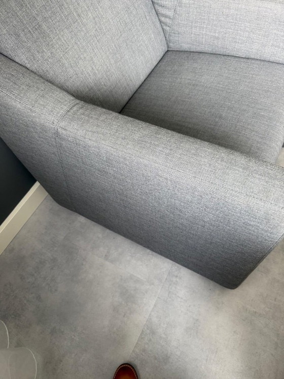 2 Grijze Stoelen Cloak – Fauteuils, Textile (photo 5 of 5)