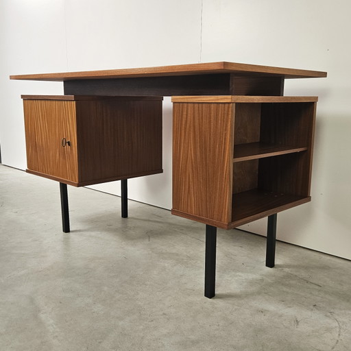 Scrivania vintage in teak