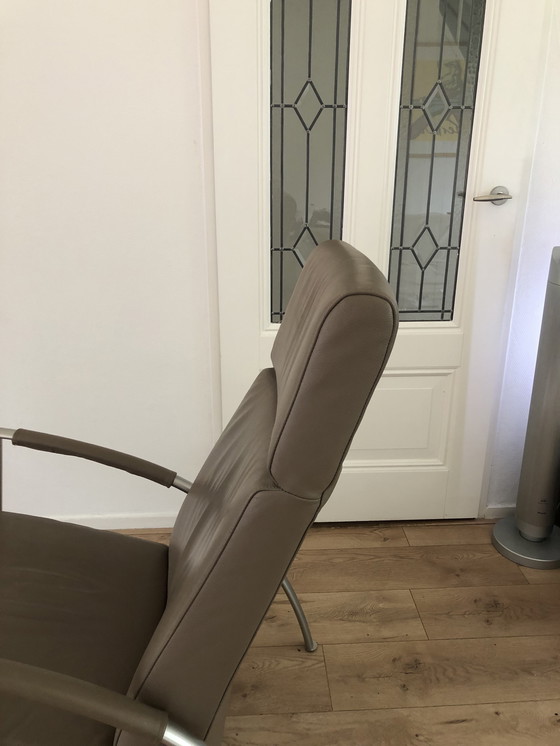 Image 1 of Sillón Harvink modelo The Club Relax + Reposapiés