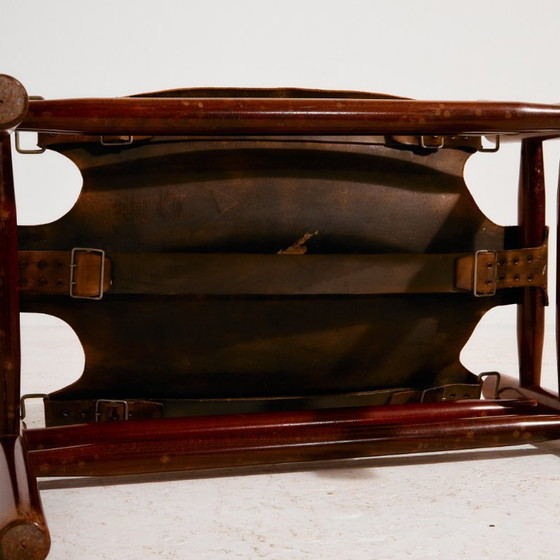 Image 1 of Poltrona e pouf in pelle di vitello ungherese, set da 2