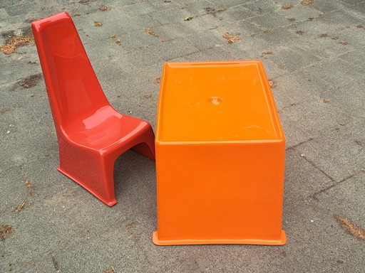 Silla y mesa de Gunter Beltzig