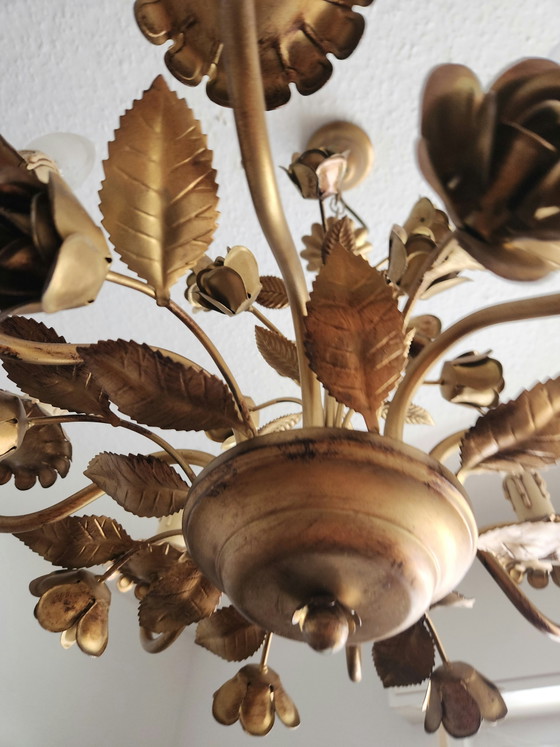 German Hollywood Regency Honsel chandelier, 8-arm, gold-plated, floral, 1970s – Metal (photo 13 of 15)