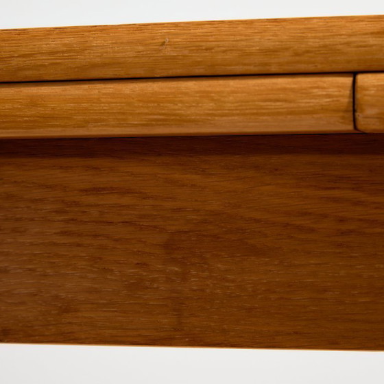 Image 1 of MK10433 Table de salle à manger en chêne