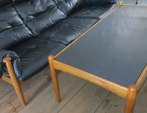 Mesa de centro Mid Century de roble macizo y pizarra de Eric Merthen, Suecia años 60