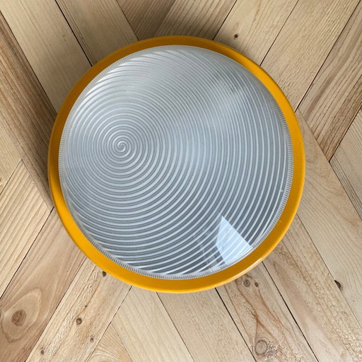 Prisma plafoniera rotonda in vetro Nova modello vintage giallo