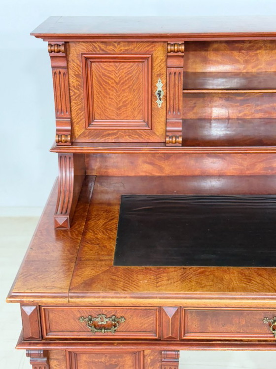 Magnifique bureau d'écriture de l'époque Gründerzeit – Bureau/secrétaire ancien de grande qualité, datant (photo 2 of 24)