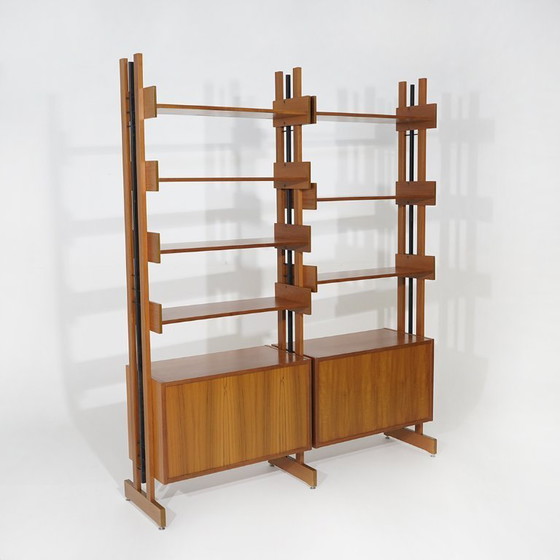 Modulares Bücherregal mit Ständern, 1960er Jahre – Bücherregale, Brass (photo 5 of 15)